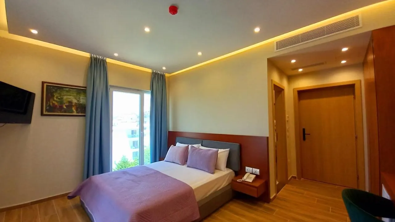6 Milje Hotel Ksamil