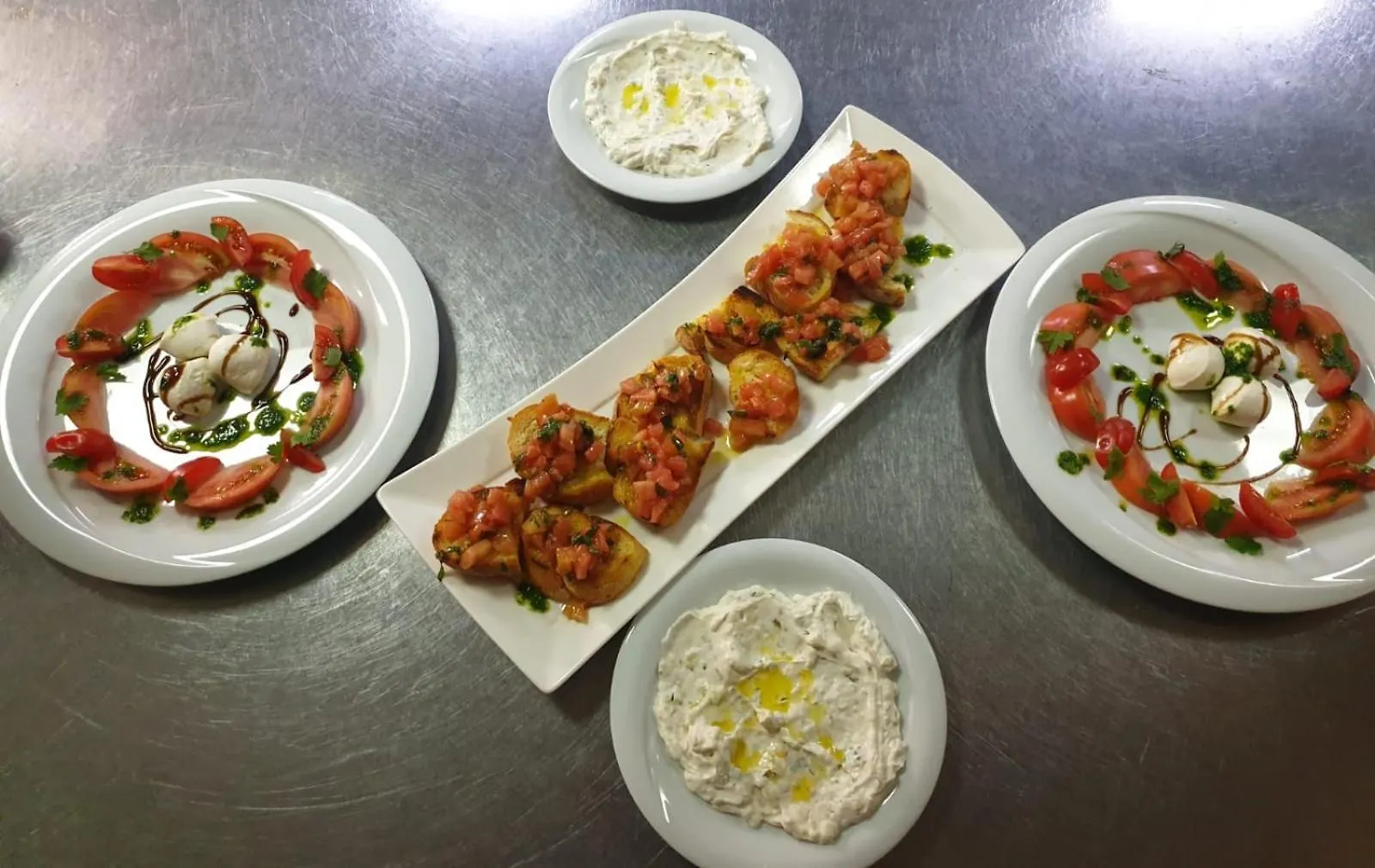 6 Milje Hotel Ksamil